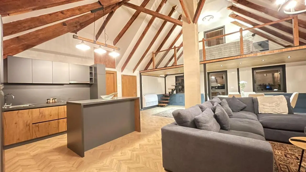Heart Of Tirana Cozy Loft With Fireplace