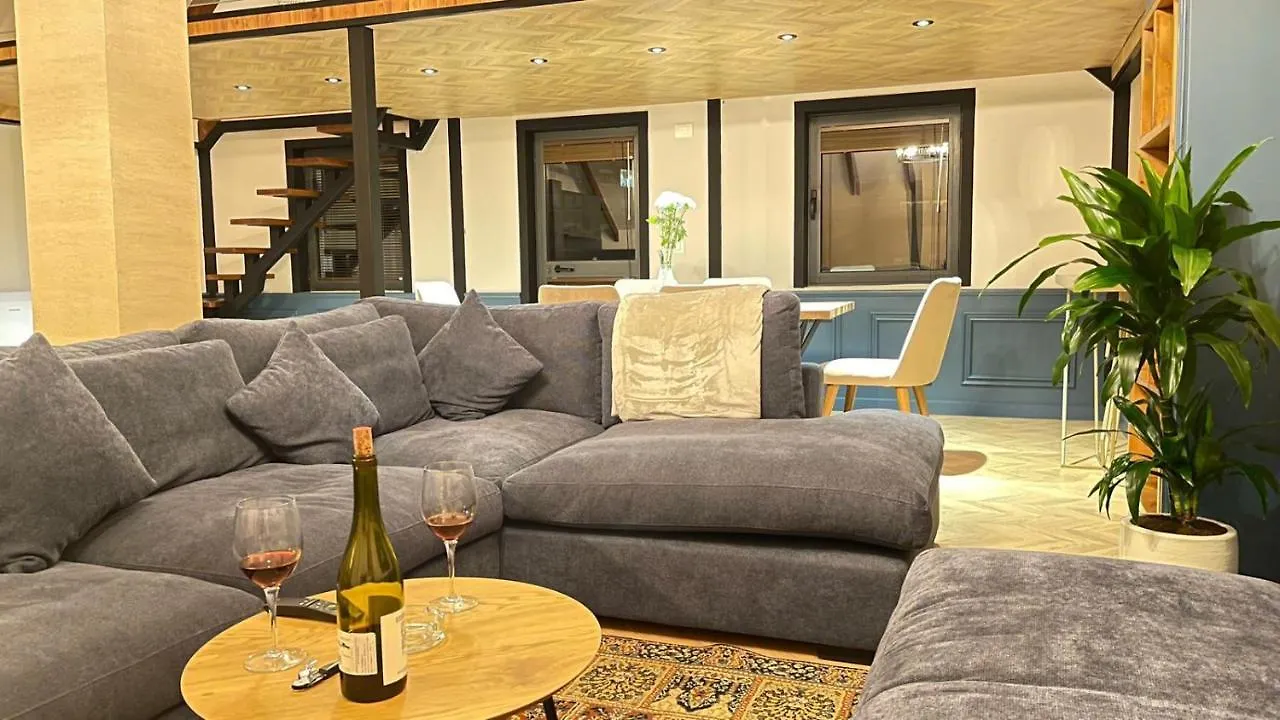 Heart Of Tirana Cozy Loft With Fireplace 0*,