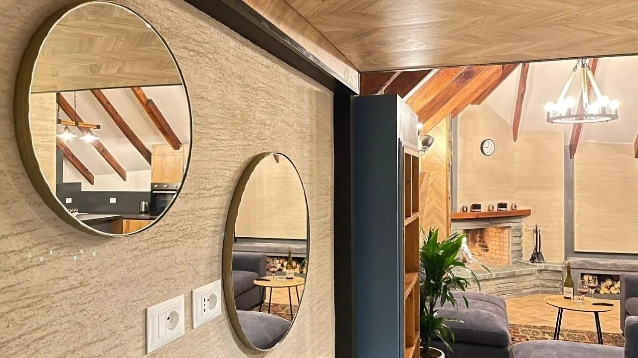 Heart Of Tirana Cozy Loft With Fireplace Appartamento